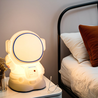 Lampe LED tactile en silicone rechargeable USB, petite lampe de chevet à intensité variable, mignonne lampe astronaute pour enfants, veilleuse pour bébés