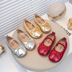 รองเท้าหนังแบบสวมสำหรับเด็กผู้หญิง JHT <span class=keywords><strong>รุ่น</strong></span>เจ้าหญิง คอลเลคชั่นฤดูใบไม้ผลิ/ฤดูใบไม้ร่วง ปี 2025 พื้นรองเท้าด้านล่างนุ่มทำจากยาง ดีไซน์ทันสมัย ปากตื้น ลายพิมพ์ - Product Image 1