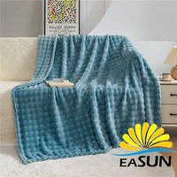 Prix d'usine avec échantillon gratuit, couverture en tissu gaufré, couvertures de stade personnalisées, couverture pour la maison