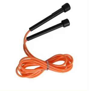 Emballage de logo de couleur personnalisée <span class=keywords><strong>corde</strong></span> à <span class=keywords><strong>sauter</strong></span> mince en PVC avec poignée en PP de 9 pieds à longueur réglable pour enfants - Product Image 3