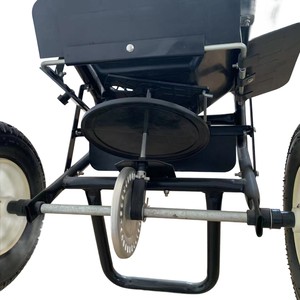 Handbediende Plastic Spreider Voor Zoutzandgazonmeststof Sneeuwsmeltmest Broadcast Landbouw Machine Versnellingsbak Kern - Product Image 6