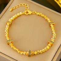 Nouveautés Mode Bracelet en perles dorées anti-ternissement Vente en gros Design luxueux Bracelet pour femmes Bijoux pour cadeau de fête