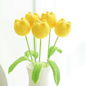 <span class=keywords><strong>Bouquet</strong></span> <span class=keywords><strong>de</strong></span> roses <span class=keywords><strong>artificielles</strong></span> 3D en crochet fait à la main <span class=keywords><strong>de</strong></span> <span class=keywords><strong>tulipes</strong></span> tricotées pour la Saint-Valentin et le Nouvel An - Product Image 5