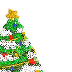 Vêtements saisonniers Décoration de bricolage Patch brodé en forme d'arbre de Noël avec paillettes Matériau en toile PVC - Product Image 2