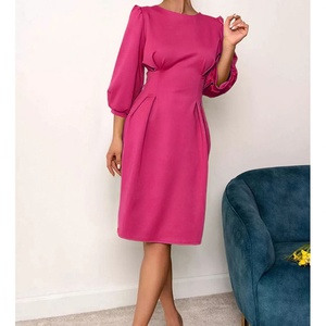 เดรสลำลองผู้หญิงแบบมิดิ คอกลม แขนยาว ทรงเข้ารูป ผ้าโพลีเอสเตอร์ คุณภาพสูง รับผลิตตามสั่งขายส่ง OEM ดีไซน์เรียบง่าย - Product Image 3