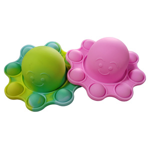 安いおもちゃタコプッシュポッパーリバーシブルシリコンバブルフィジェット感覚おもちゃハンドヘルドミニフィジェットキーホルダーおもちゃ - Product Image 2