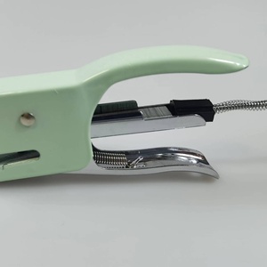 Macaron couleur 10 # agrafes 16 feuilles manuel petit bureau métal pince agrafeuse - Product Image 5