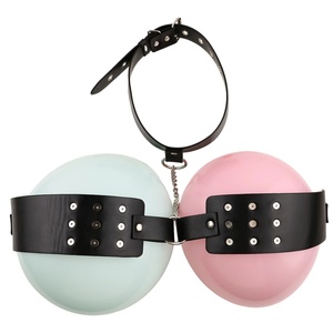 ชุดชั้นในหนังพร้อมอุปกรณ์นวดหน้าอก ของเล่น BDSM สำหรับผู้หญิง สายรัดคอ - Product Image 4