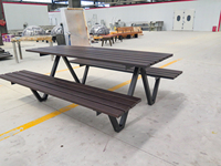 Vente d'usine Banc de table de jardin en bois en plastique pour l'extérieur Table à manger et chaises pour l'extérieur Banc de table de pique-nique pour l'extérieur
