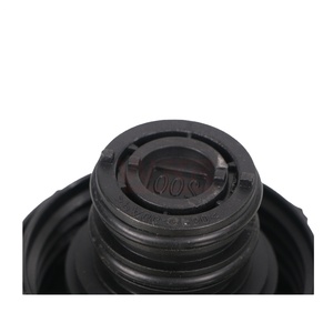 <span class=keywords><strong>Pièces</strong></span> automobiles 17111742231 N46 M54 N20 E46 Couvercle du réservoir d'expansion du liquide de refroidissement du radiateur pour BMW F02 Couvercle du réservoir d'expansion du liquide de refroidissement du radiateur - Product Image 3