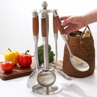 Ustensiles de cuisine en acier inoxydable de bonne qualité ustensiles de cuisine louche tourneur spaghetti serveur manche en bois