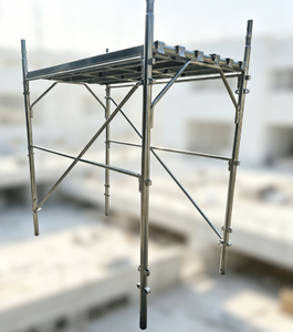 Ponteggio in Acciaio Tipo Italiano con Ringhiere di Sicurezza per Costruzioni - Product Image 1