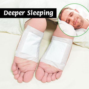 ALIVER 30枚入り 漢方 天然 オーガニック よもぎ 生姜 デトックス フットパッチ 睡眠サポート - Product Image 4