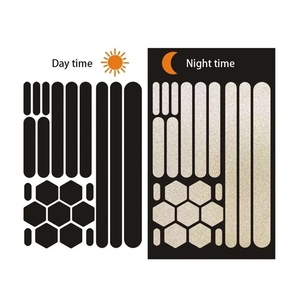 Autocollants réfléchissants noirs invisibles <span class=keywords><strong>pour</strong></span> <span class=keywords><strong>casque</strong></span>, ruban adhésif de sécurité réfléchissant <span class=keywords><strong>pour</strong></span> vélo, moto, trottinette <span class=keywords><strong>pour</strong></span> enfants - Product Image 3