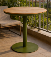Table ronde d'extérieur sur piédestal vert olive avec plateau en bois à lattes chaudes, moderne pour patio et balcon