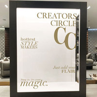 Afneembare White Magazine Photo Booth Box Achtergrond Aangepaste Mode Fotocabine Met Led Verlichting En Bloemen