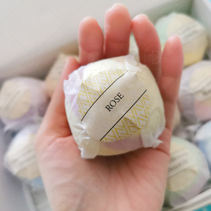 Bombes de bain écologiques faites à la main avec parfum de rose pour usage en <span class=keywords><strong>spa</strong></span>, logo personnalisé, soin du corps - Product Image 3
