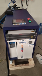 Xung nhỏ hiệu quả thuận tiện 1000W 1500W 2000W Máy làm sạch laser cho nhiều kim loại - Product Image 3