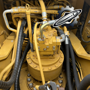 รถขุดตีนตะขาบ Caterpillar 324D มือสองจากญี่ปุ่น ขนาด 24 ตัน ยางตีนตะขาบขนาดใหญ่ เครื่องยนต์ Cummins รุ่นปี 2023 ความจุบุ้งกี๋ 1.2 เมตร - Product Image 3