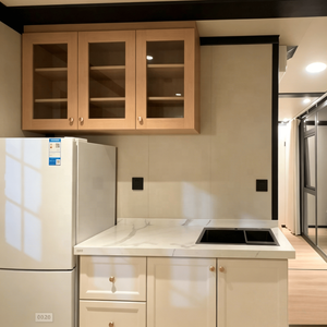 Maison préfabriquée pliable à double aile de 10 pieds, avec salle de bain complète, idéale pour le stockage et l'expédition rapide, type chalet ou maisonnette. - Product Image 5
