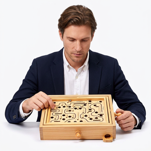 Juego de Damas y Ajedrez de Madera Ecológico, Educativo, con Estilo Antiguo para Niños - Product Image 1