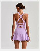 Robe de yoga sexy à col carré avec logo personnalisé, short intégré, dos croisé, robe de sport pour femmes, tenue de tennis, de golf et d'exercice