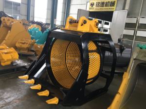 غربال دوار للصخور من CE MONDE، دلو فرز التربة للحفارات بأحجام شبكية مخصصة مع محرك ومضخة - Product Image 2