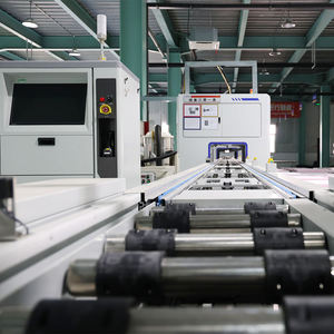 <span class=keywords><strong>Ligne</strong></span> <span class=keywords><strong>de</strong></span> production semi-automatique pour l'assemblage <span class=keywords><strong>de</strong></span> batteries au lithium prismatiques pour véhicules électriques – Offre Spéciale - Product Image 3