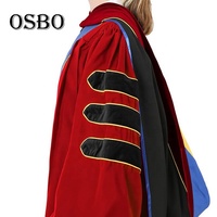 2021 Ensemble mat de graduation rouge de robe de doctorat Robe académique avec capuche Tam en velours