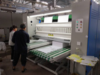 Machine à compacter tubulaire pour tissus tricotés tubulaires