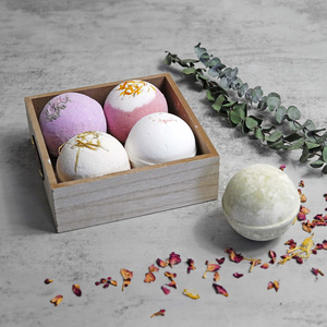 Coffret de Bombes de Bain Effervescentes de Noël, Prix Usine OEM, Formes Personnalisées, Sels de Soude Naturels, Qualité Spa, Évasion Relaxante, Coffret Cadeau - Product Image 4