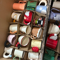 Vente en gros de tasses en céramique de forme irrégulière, mignonnes et à motifs de dessins animés, en porcelaine, pour café, thé, lait, eau, cadeau, maison, fêtes