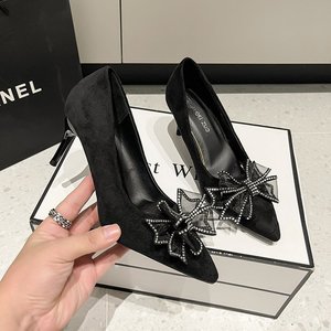 Wholesale Fashion New Flower Pointed Thin Heels <strong>s</strong> for <strong>Women</strong> Large Size Sexy Pretty Girl High Heel <strong>s</strong> - Product Image 3