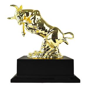 Fábrica al por mayor oro corrida <span class=keywords><strong>de</strong></span> <span class=keywords><strong>toros</strong></span> Metal resina artesanía campeón taza Premio regalos <span class=keywords><strong>de</strong></span> bienvenida para eventos <span class=keywords><strong>de</strong></span> negocios trofeos medallas placas - Product Image 4