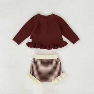 Vente chaude Automne Hiver Ensemble de vêtements en tricot pour bébé avec design ourlet en <span class=keywords><strong>bois</strong></span> doux 100% coton Pull cardigan & pantalon pour enfants - Product Image 2