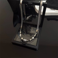 Collier de perles d'os de serpent en alliage d'étain Design patchwork irrégulier Chaîne de clavicule polyvalente pour cadeau hip-hop cool printemps/été