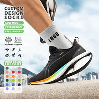 Chaussettes de sport personnalisées OEM KT-0026-384 avec logo et texte, échantillons gratuits, en coton éponge, nylon et Coolmax, pour la course, le cyclisme et le basketball