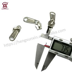 Personnalisé 3 #<span class=keywords><strong>5</strong></span> #8 #10 # <span class=keywords><strong>prix</strong></span> d'approvisionnement d'usine fermeture éclair noir curseur fermeture éclair tête fermeture éclair curseur - Product Image 4