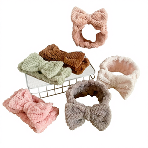 Diadema de Microfibra Japonesa con Diseño de Piña, Diadema para Mujer, Turbante Suave de Ala Ancha, Estilo Japonés para Fiestas - Product Image 1