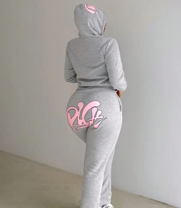 Completo Sportivo da Donna Stile Streetwear con Motivo a Lettere, 2 Pezzi: Felpa con Cappuccio a Maniche Lunghe Traspirante e Pantaloni a Zampa - Product Image 2