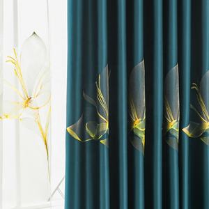 Venta al por mayor lujosa tela de cortinas bordada de lirio último satén Blackout Floral tela bordada de cortina para cortinas - Product Image 1