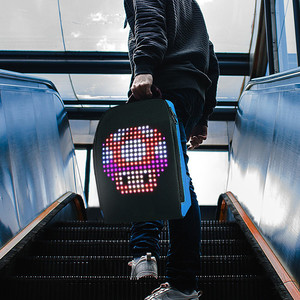 Mochila LED personalizada con pantalla de texto, imagen y animación, impermeable, iluminada, para portátil, ciclismo, fiestas y publicidad. - Product Image 6