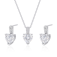 Bijoux en argent sterling 925 haut de gamme, collier et boucles d'oreilles en forme de cœur en moissanite, ensemble de bijoux en argent pour femmes