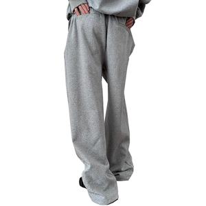 Pantalon de survêtement sportif plissé à jambe large, décontracté, épais et fluide, de haute qualité, pour la mode en gros - Product Image 4