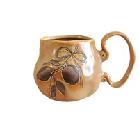 Tasse à café et à eau en céramique Ruyi à motif floral de style rétro, transformée au four, avec poignée, pour le bureau et le petit-déjeuner - Vente en gros