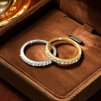 Bague Éternité Demi-Entourante Empilable pour Femme, Élégance Intemporelle, Scintillante, Plaqué Or 14K, Moissanite 2mm 0.03ct Couleur D VVS1