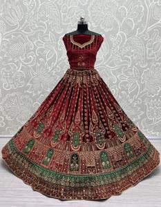 Robe de mariée indienne moderne, Lehenga Choli pour femmes, broderie Zari, velours, travail de patchwork, longueur au sol, anti-rides, exportateur indien - Product Image 2