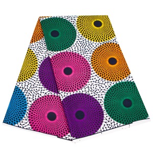 Tissu en polyester ciré africain en gros d'usine, tissu ciré imprimé double face, tissu 100 % polyester pour la décoration intérieure et la confection de vêtements - Product Image 3