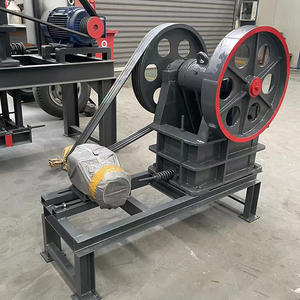 Mini Concasseur Mobile pour Minerai d'Or et de Cuivre Afrique du Sud - Liste de Prix des Concasseurs - Petite Usine de Concassage à Mâchoires Portable pour l'Exploitation Minière 2 tonnes/h - Product Image 1