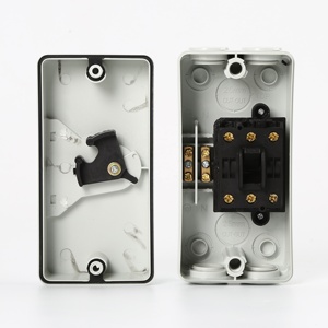 Ngoài trời 1-4pole 20-63a thời tiết isolator chuyển đổi công nghiệp điện UKF-N thời tiết chuyển đổi IP66 không ướt và chống bụi - Product Image 2